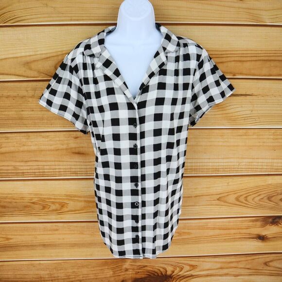 Torrid Button Up Blouse‎ Womens Size 1 Black White Checks Collared Short Sleeve - Picture 1 of 8